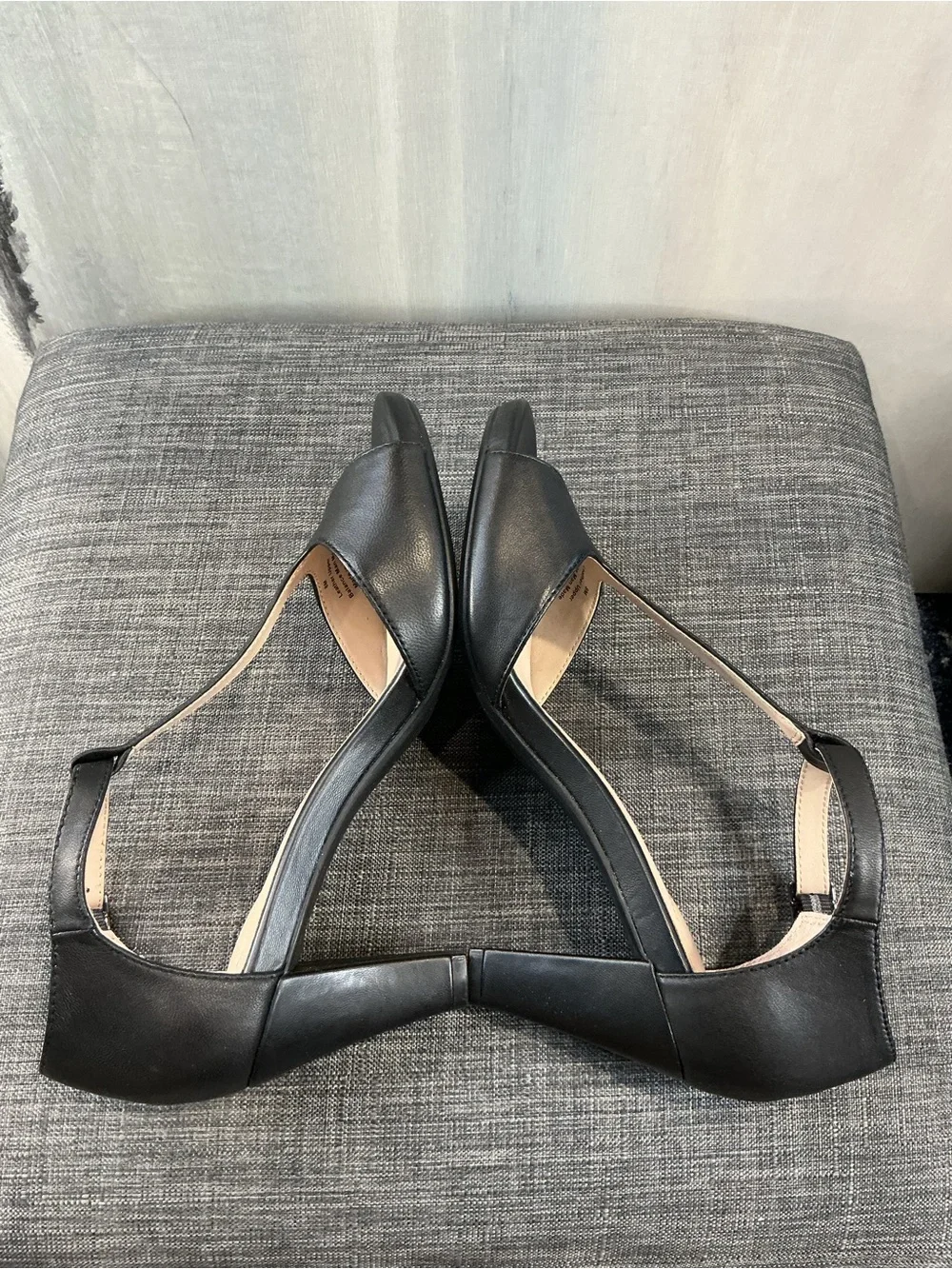 NEW Giani Bernini Claraal Leather T-Strap Sandals Black Heel Size 8M NIB